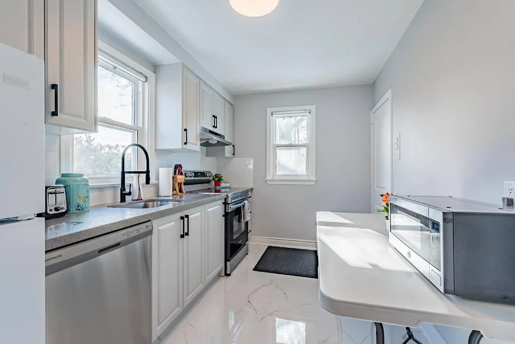 Chalet Cheerful 3 Bedrooms Free Parking Toronto